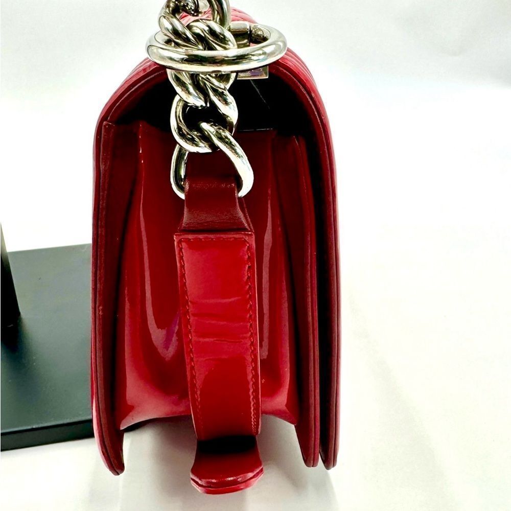 Chanel Boy Red Plexiglass Quilted Matelasse Patent Leather Med Shoulder Bag Ex++ - Picture 11 of 16